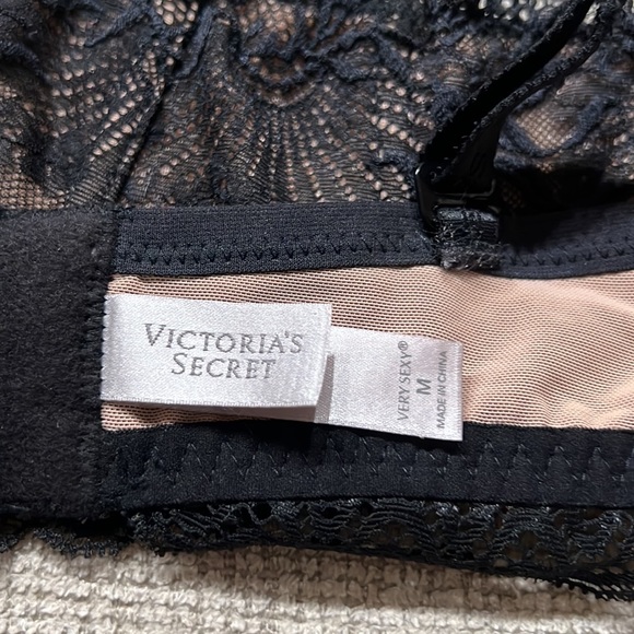 Victorias Secret VERY SEXY bustier with boning - Picture 3 of 9